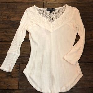 💎Almost Famous White lace shirt💎